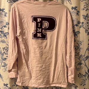 PINK Victoria's Secret Light Pink Tee Label Detail